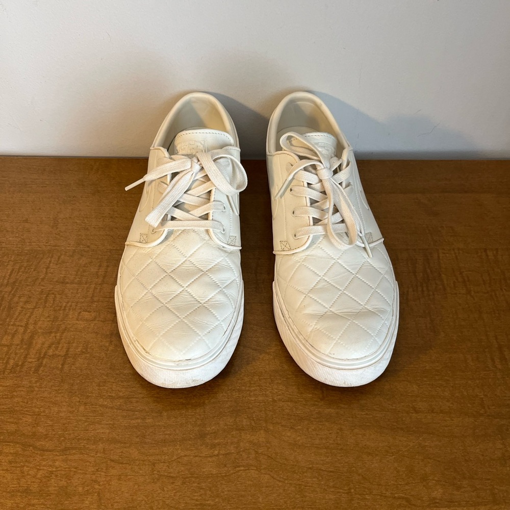 Men’s Nike SB Sneakers - Picture 3 of 12